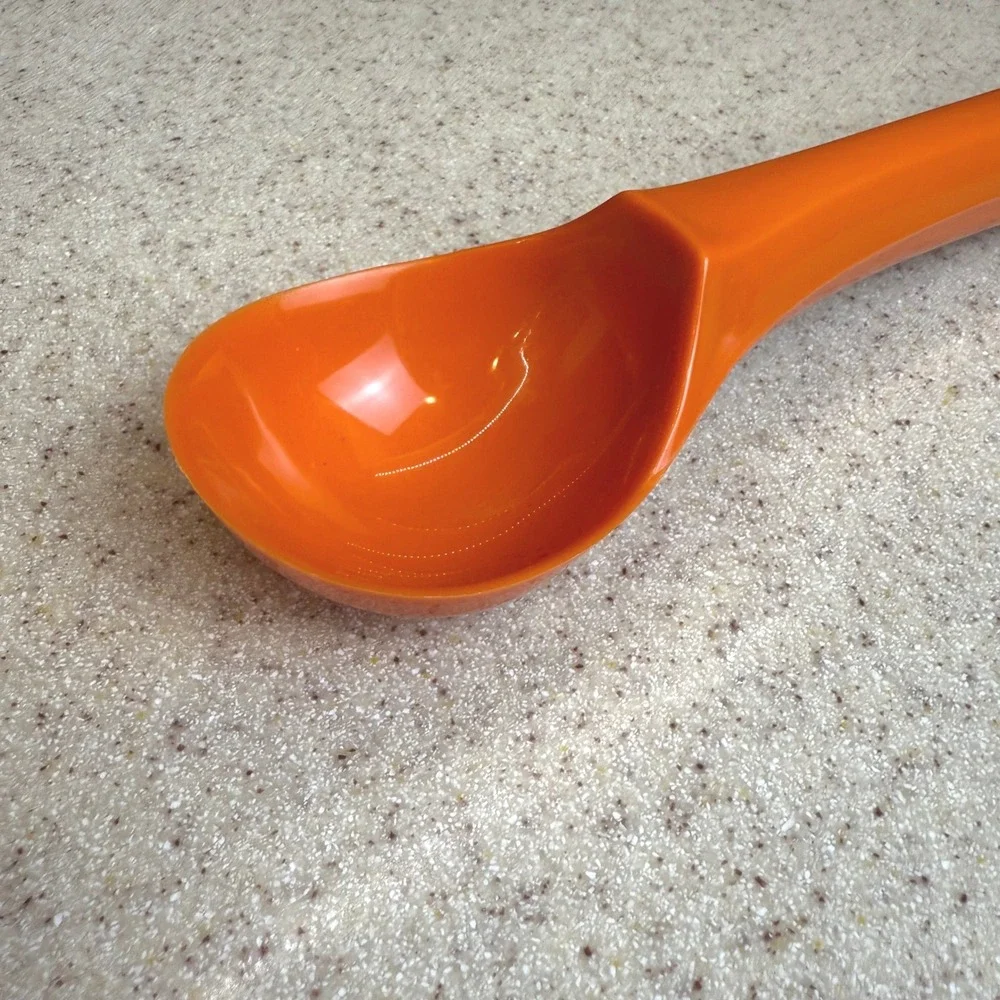 Rubbermaid brand new